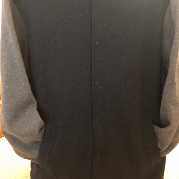 Button up jacket - Picture 2 of 4